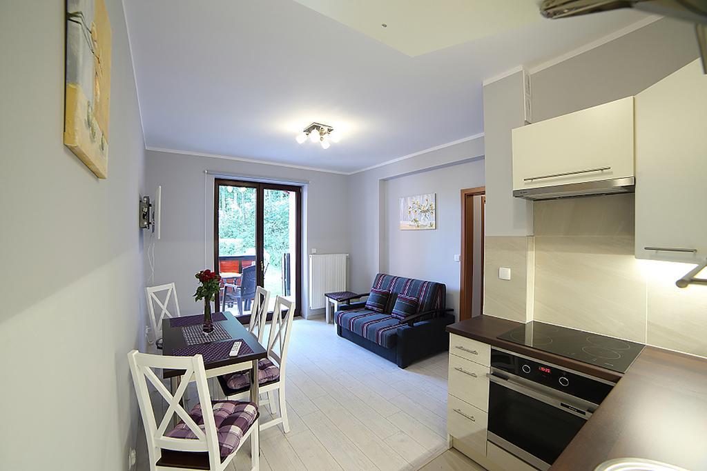 Parkowa Polana Myweek Apartman Polanica-Zdrój Kültér fotó