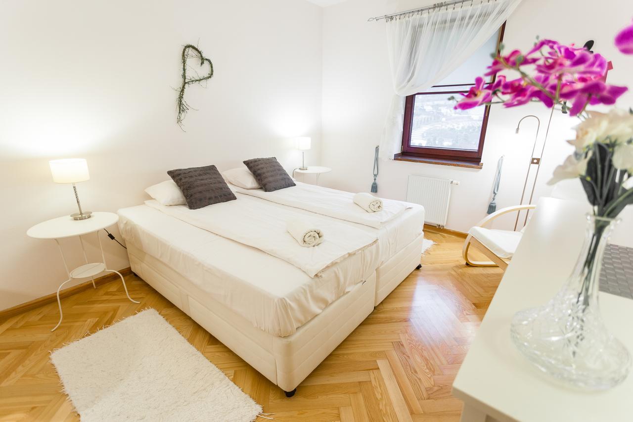 Parkowa Polana Myweek Apartman Polanica-Zdrój Kültér fotó