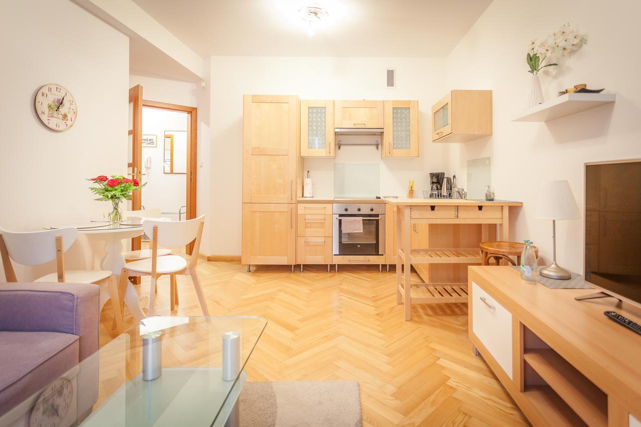 Parkowa Polana Myweek Apartman Polanica-Zdrój Kültér fotó